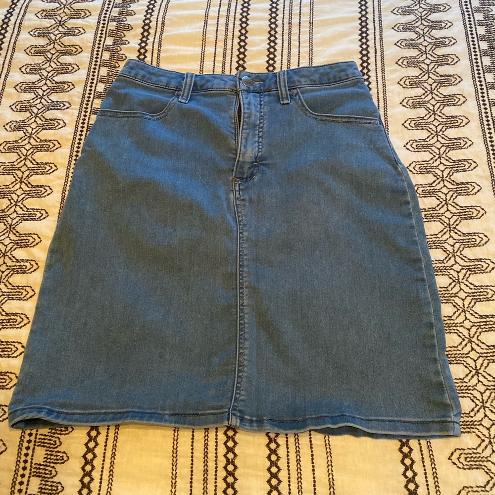 Lee knee length denim skirt